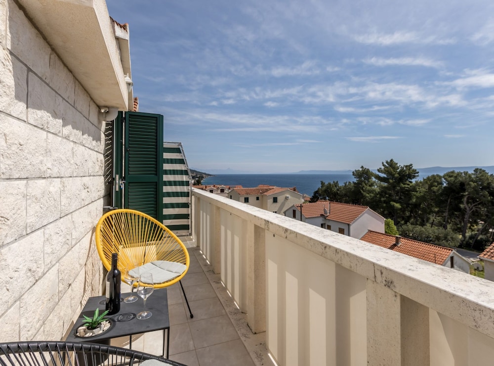 Adriatic Island Sea View Apartments