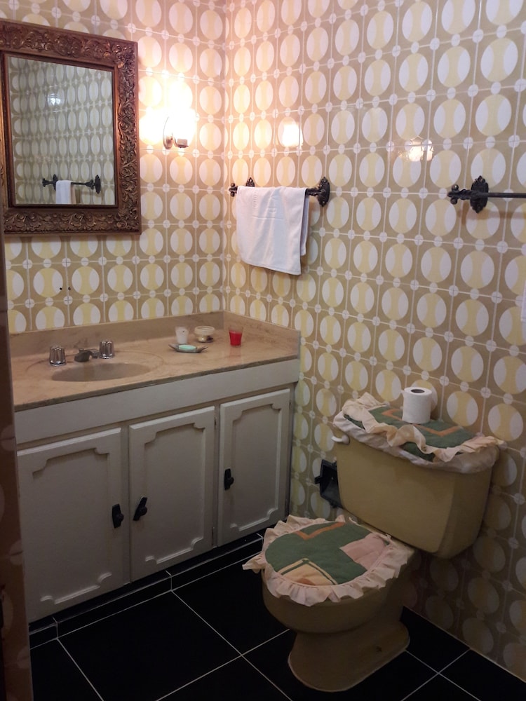 Spacious & Comfortable Penthouse in DR view 4