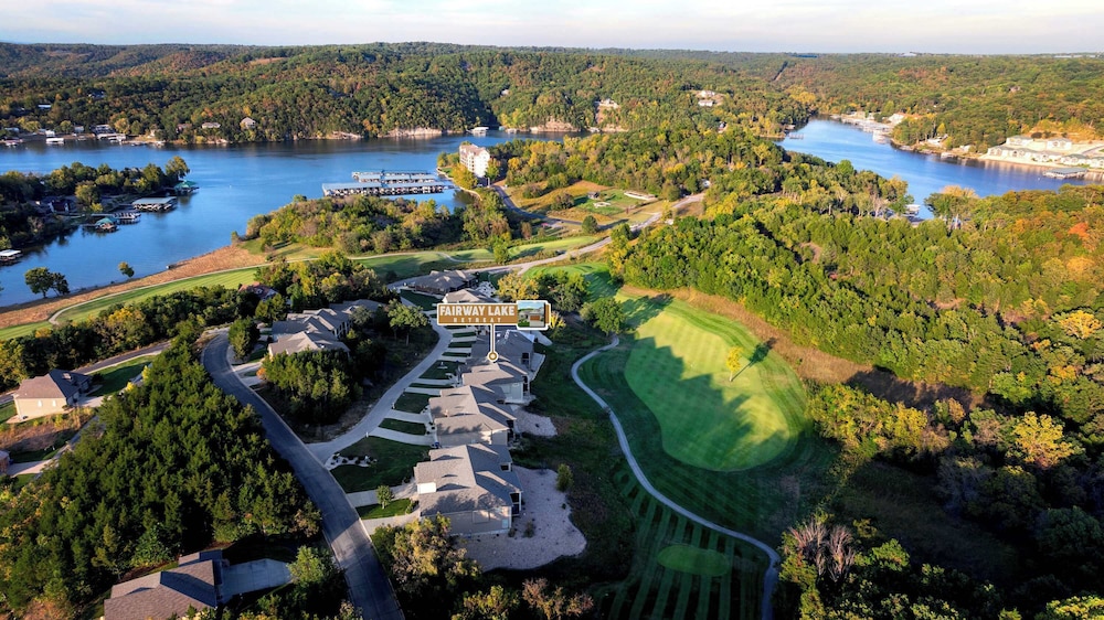 Fairway Lake Retreat