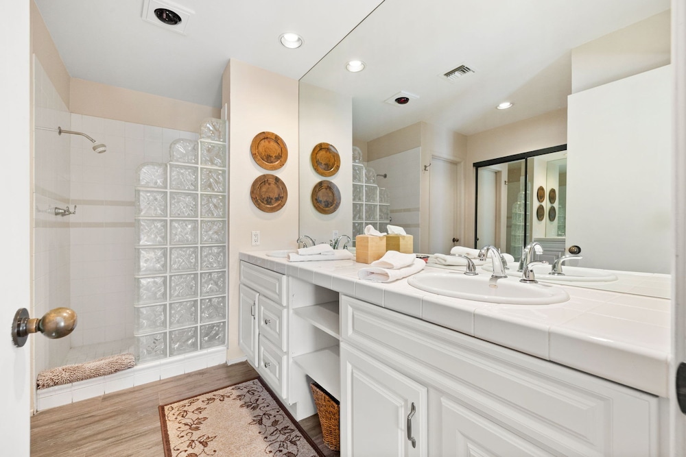 Ironwood Desert Retreat With Private Jacuzzi Scenic Views