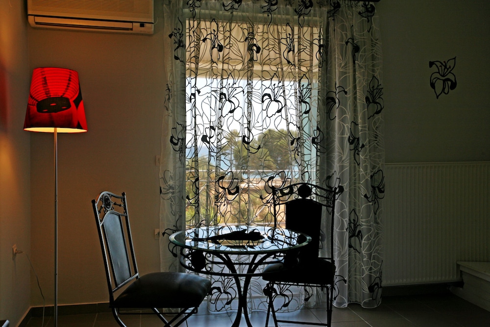 Diamond Palace Apartments