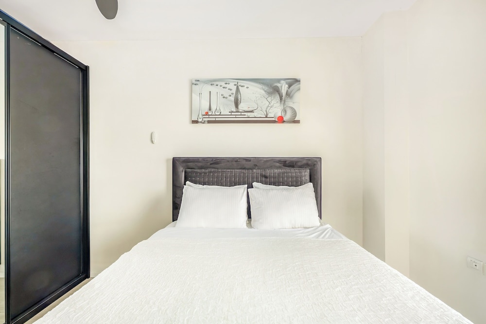 High-Rise Sea-View Stay by Sea N' Rent