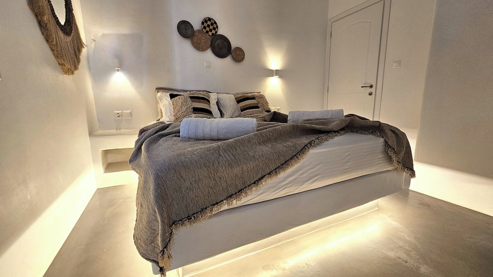 Mykonos4Islands Seaside Homes and Suites