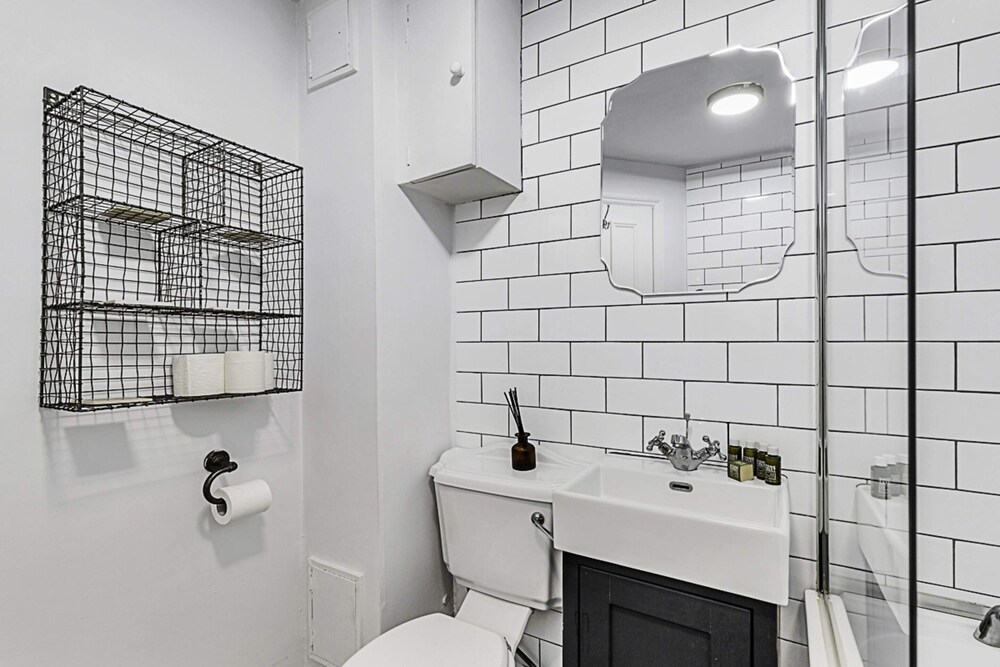 The Shepherd's Bush Hideaway photo 3