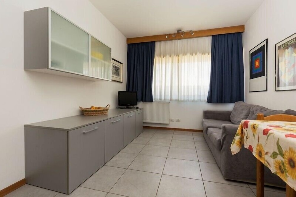 Residence Capitol photo 5