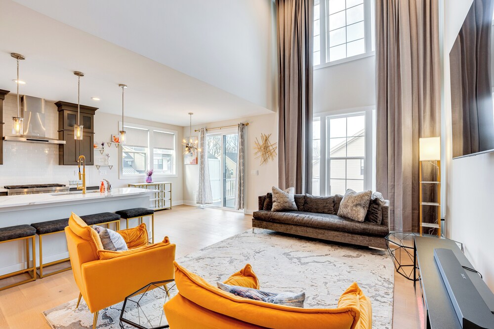 10 Mi to Morristown: Stylish Home Near Trails!