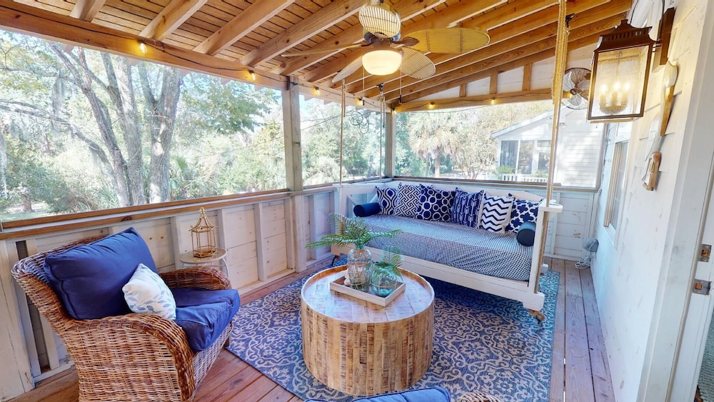 16 6th Avenue by Tybee Vacation Rentals