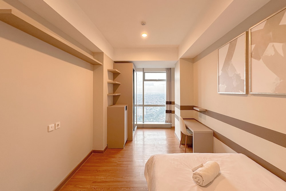 New Contemporary 2Br At Grand Sungkono Lagoon Apartment