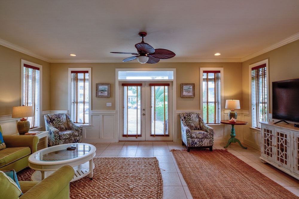 A Piece of Heaven by Avantstay Private Pool Sleeps 14 Pet-friendly