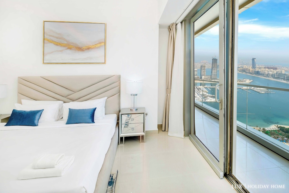 LUX  The Ocean View Suite