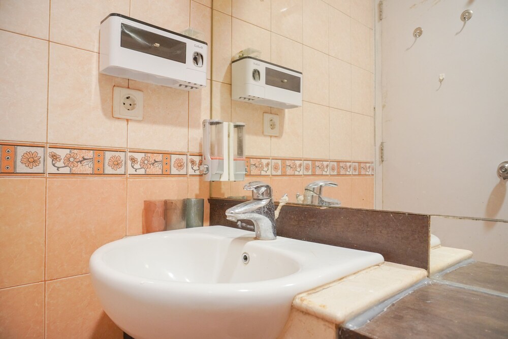 Spacious And Good 3Br At 18Th Floor French Walk (Moi) Apartment view 5