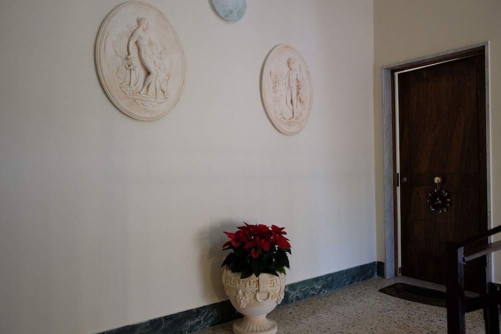 Buonocore Rooms