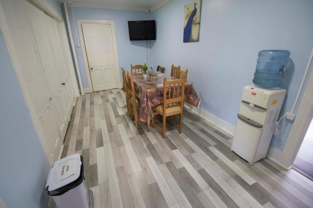 Hostal Bulnes