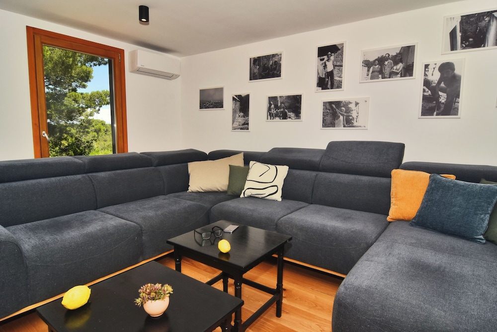 Villa Sun House