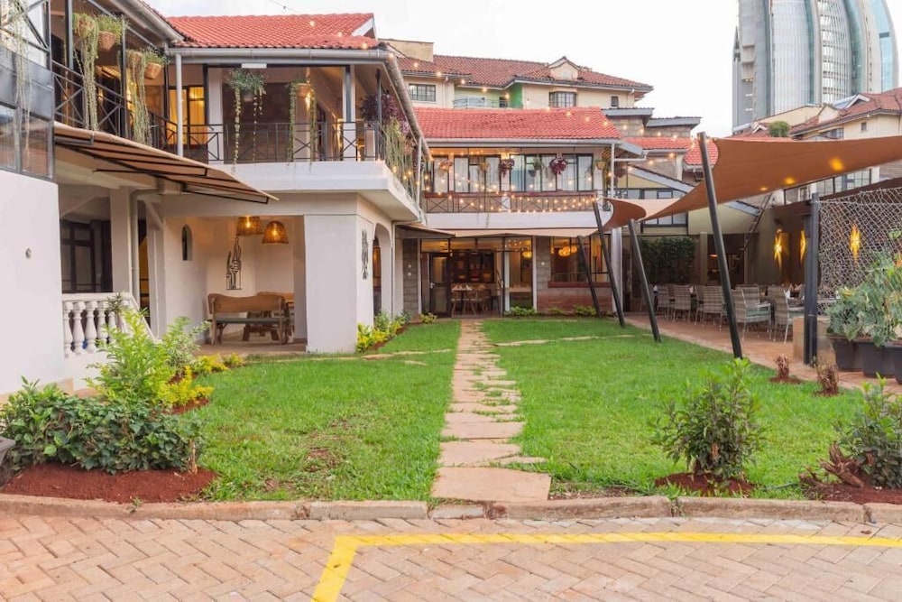 Membley Hotel & Residency