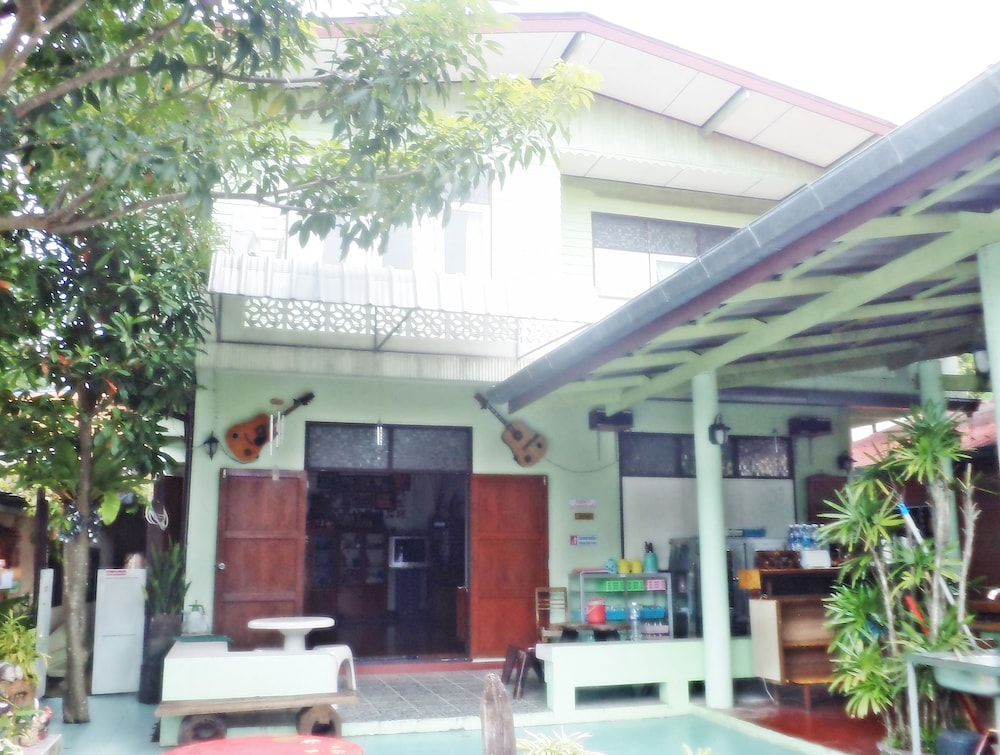 NR Homestay