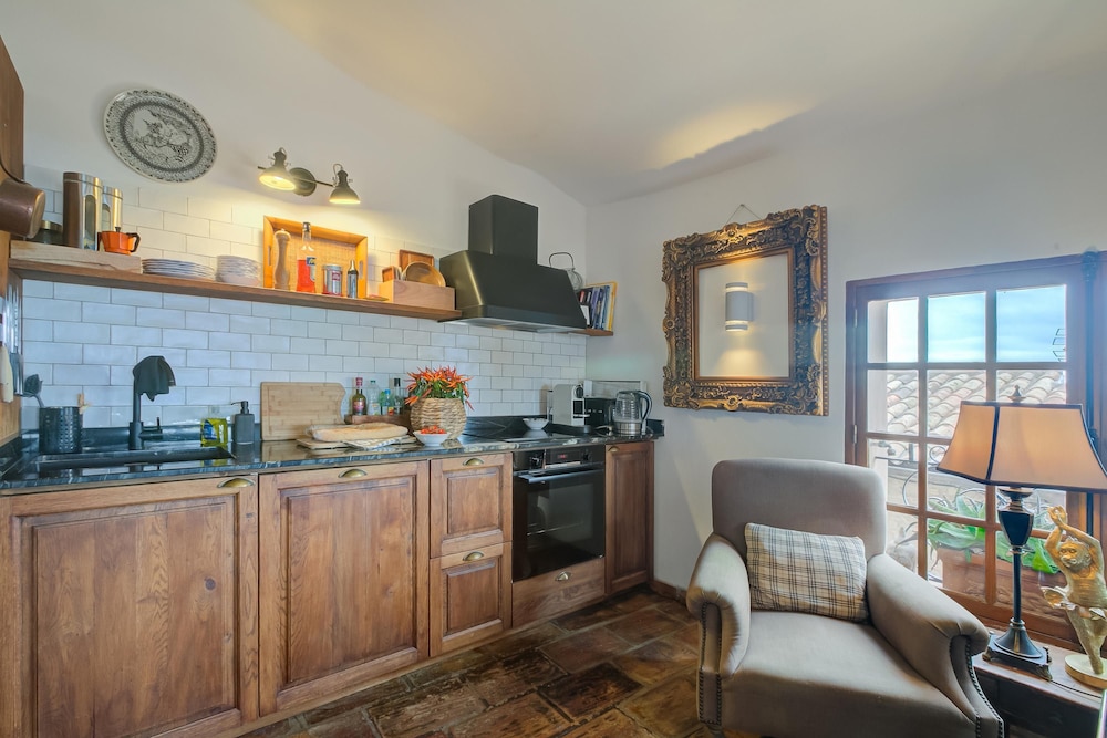 Maison Sans Delai in Cagnes sur Mer