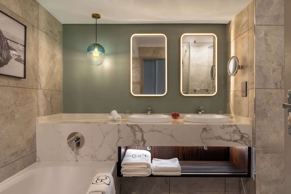 Radisson Collection Hotel, Waterfront Cape Town 68