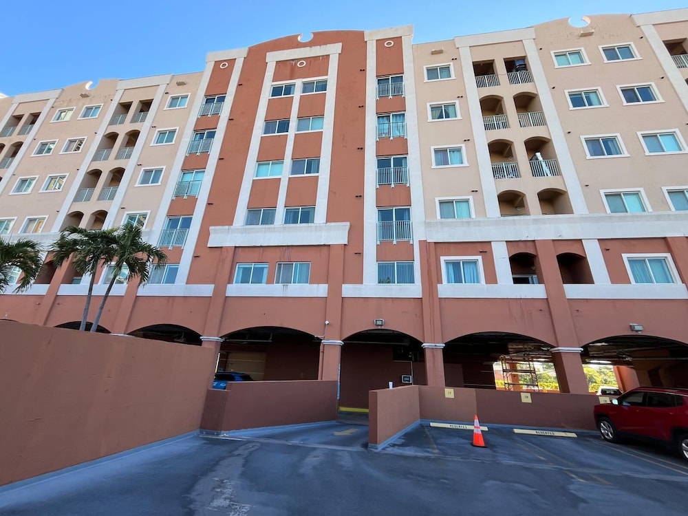 I Love It Coral Way Apartments