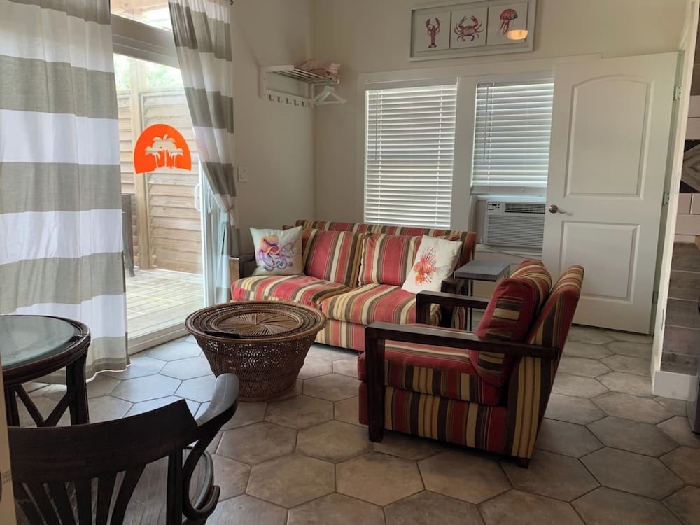 GIPH Sunset Suite Near the Pier