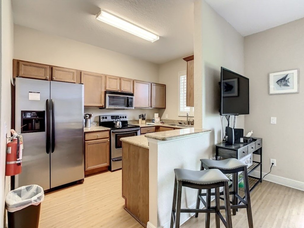 Annas Stunning Townhome In Regal Palms Resort Near Disney 3 Bedroom Townhouse