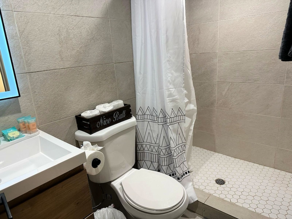 Premier Apts in Vibrant Downtown LA