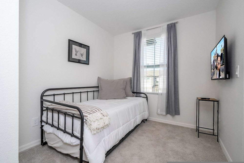 Cozy 3Bd With Free Waterpark at Festival Resort 733