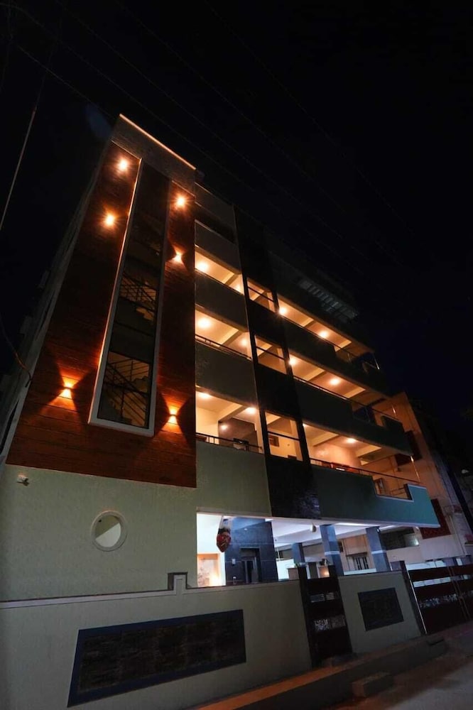 Trimukha homestay