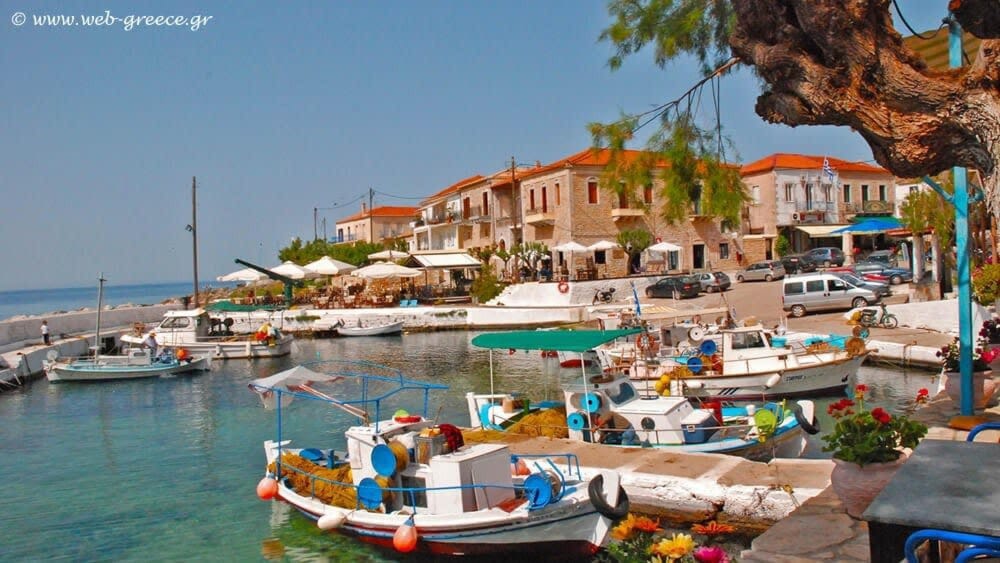 Stoupa Oasis - Spitiko Garden Getaway