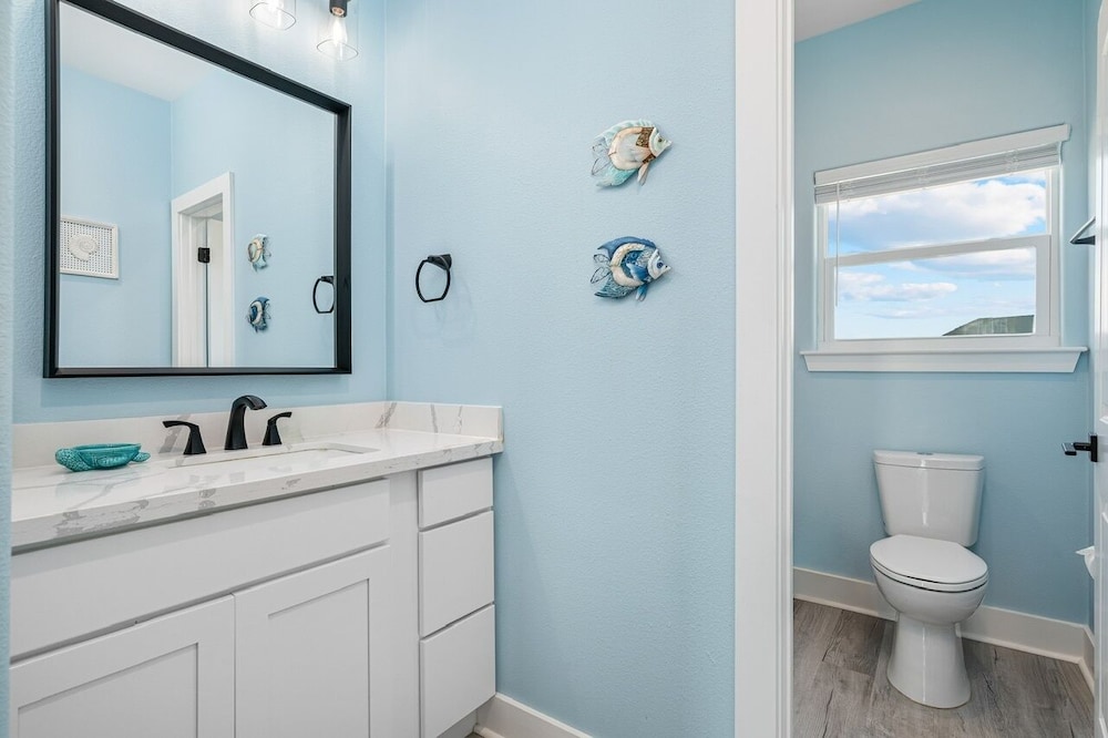 Oceanfront Manor 4 Bedroom Home