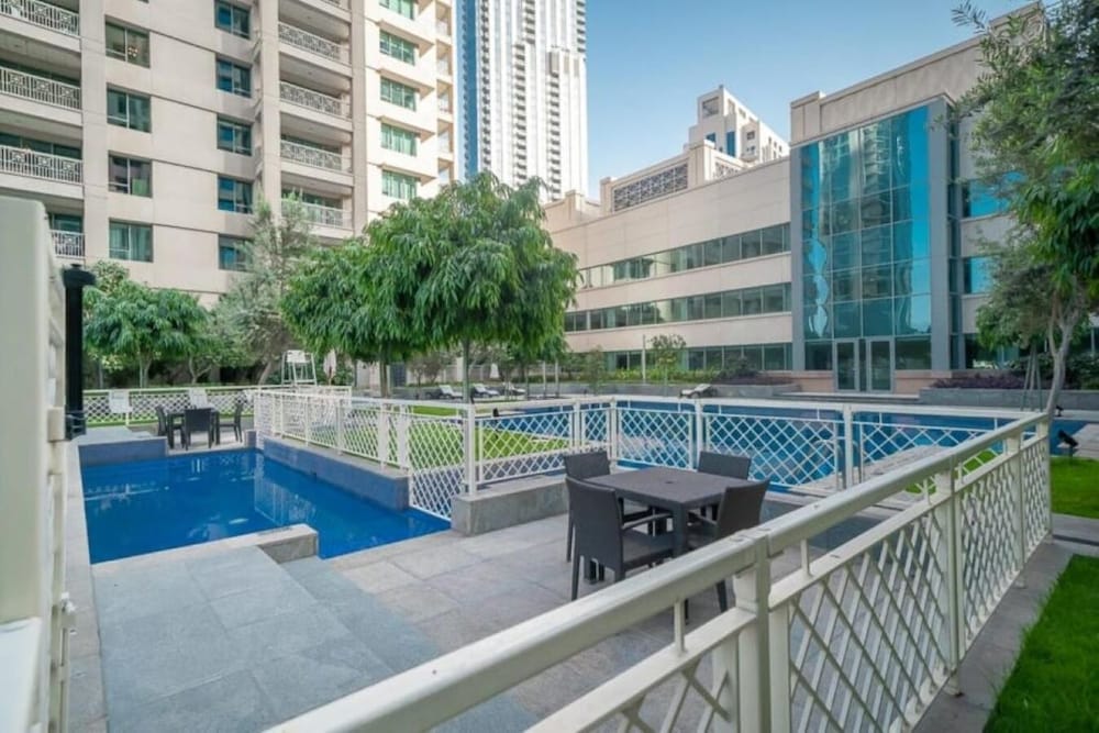 Bellavista-Striking-1Bedroom with Annex