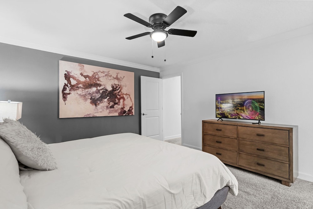 Stylish 4BR Home Near Disney With Themed Rooms