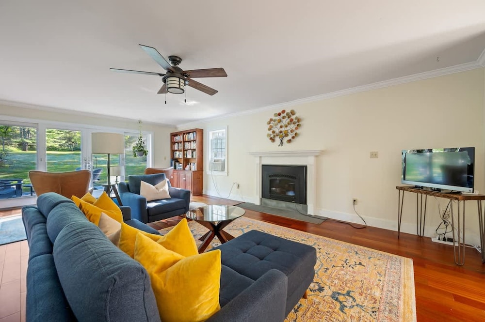 Perfect Upstate Home in Rhinebeck w low Fees