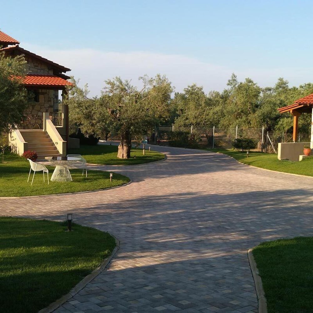 Five Senses Luxury Villas