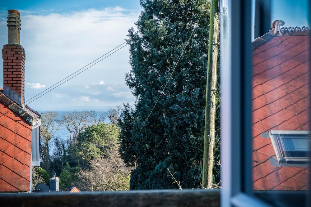 13 Rhodewood House - 2 Bedroom Apartment - Saundersfoot