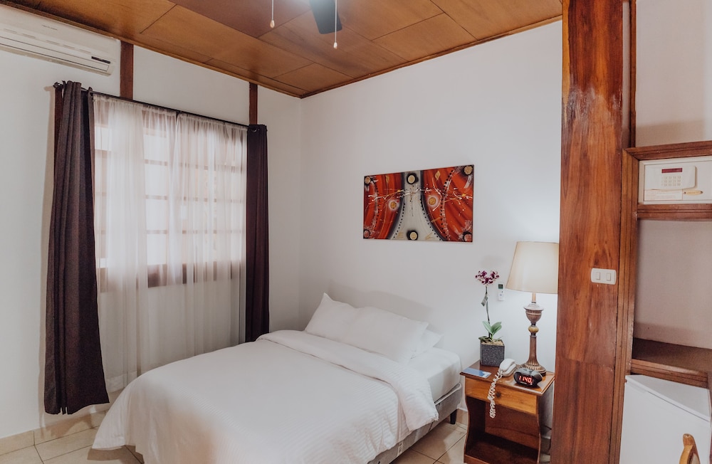 Dunn Inn - Property Image 16