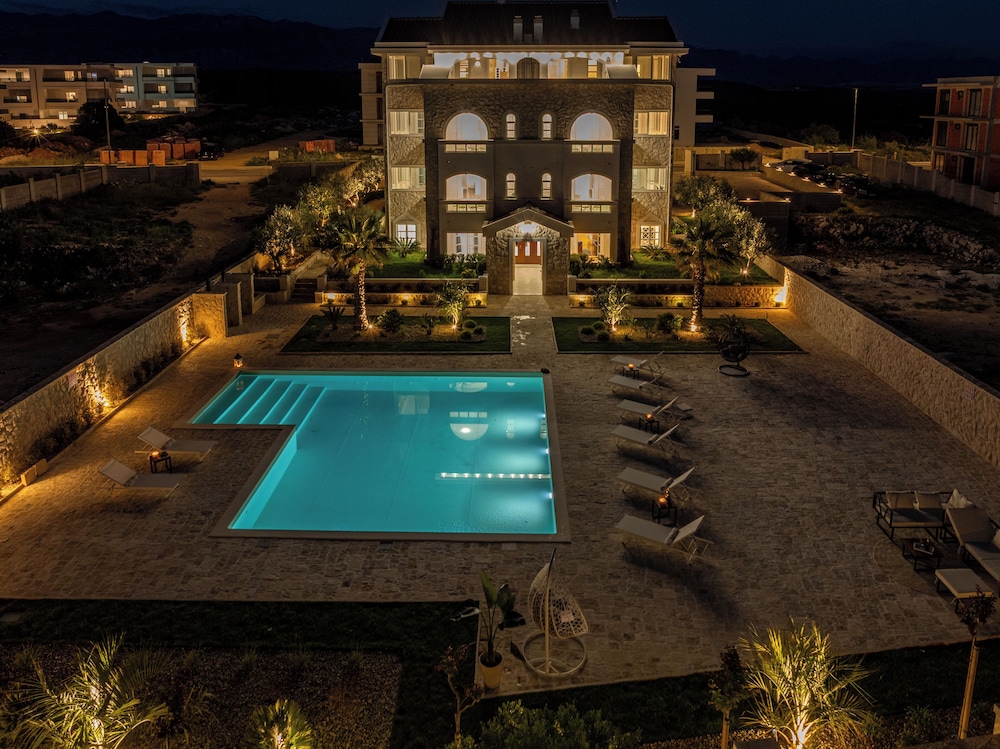Chateau Dabo