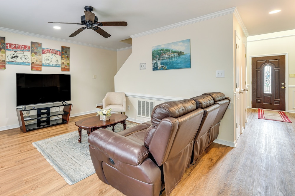 Classic Colonial Home w/ Private Yard in Richmond!