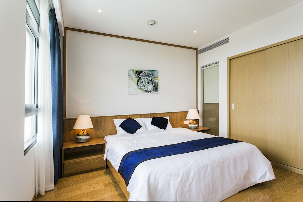 Zoneland Premium-The Ocean-Point Villa view 2