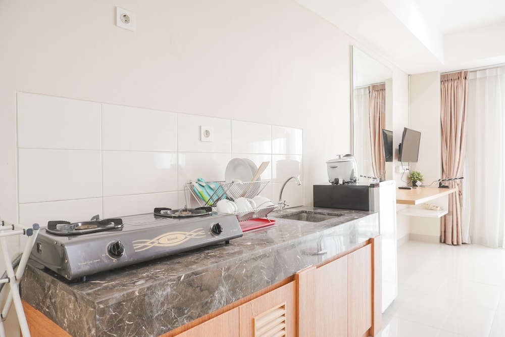 Fancy and Nice Studio Room Apartment at Nine Residence view 3