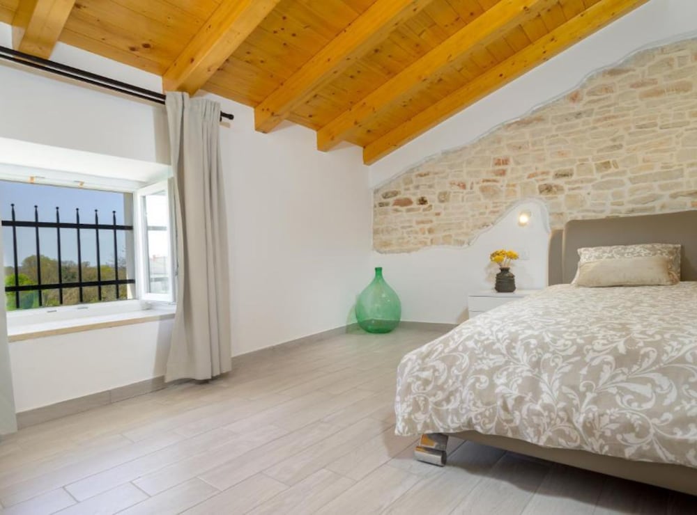 Villa Prestige Azinetti With Pool