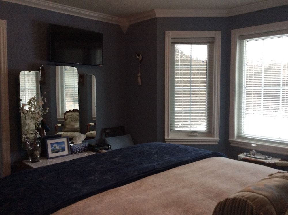The Boston 'T' B&B