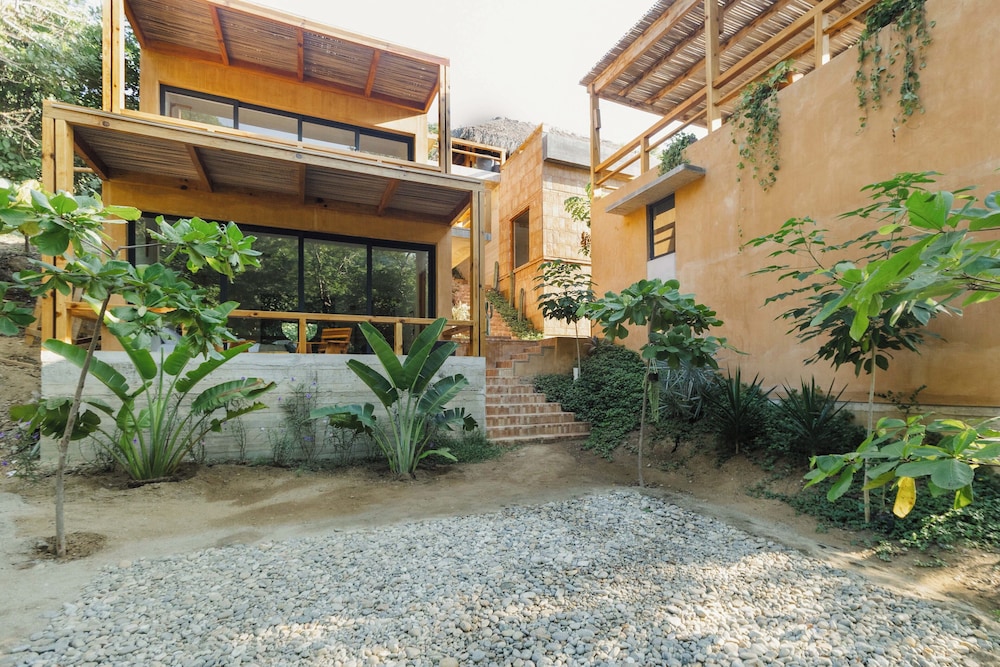 Casa Yute by Ahau Collection