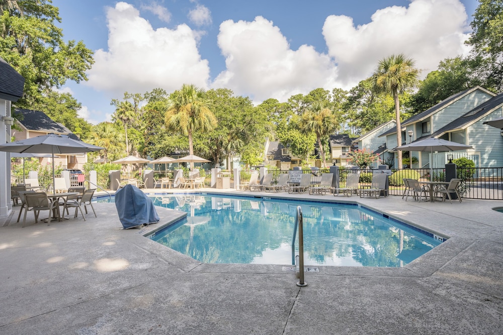 Coral Reef Resort
