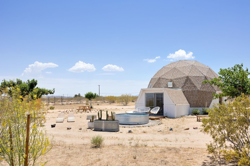 Abracadabra Dome - Come Experience The Unique And Cozy! 1 Bedroom Home by RedAwning view 4