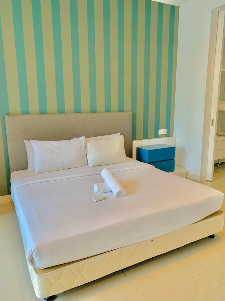 WELL-SHAPED Suites At PLATINUM KLCC