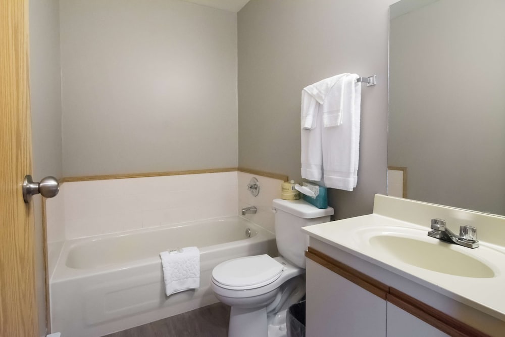 Motel 6 Saanichton, BC - Victoria Airport