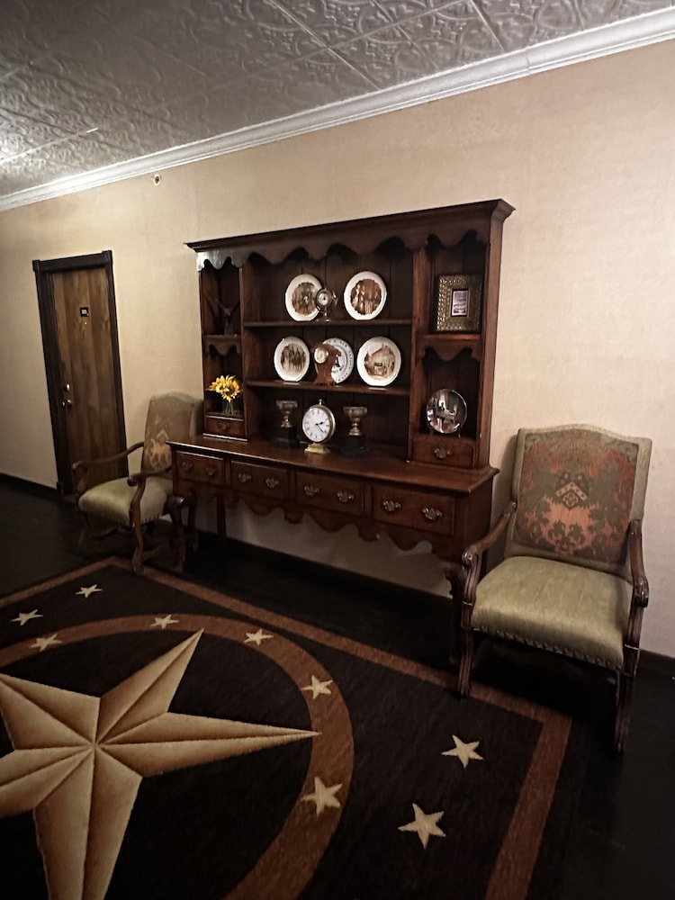 The Alcalde Hotel