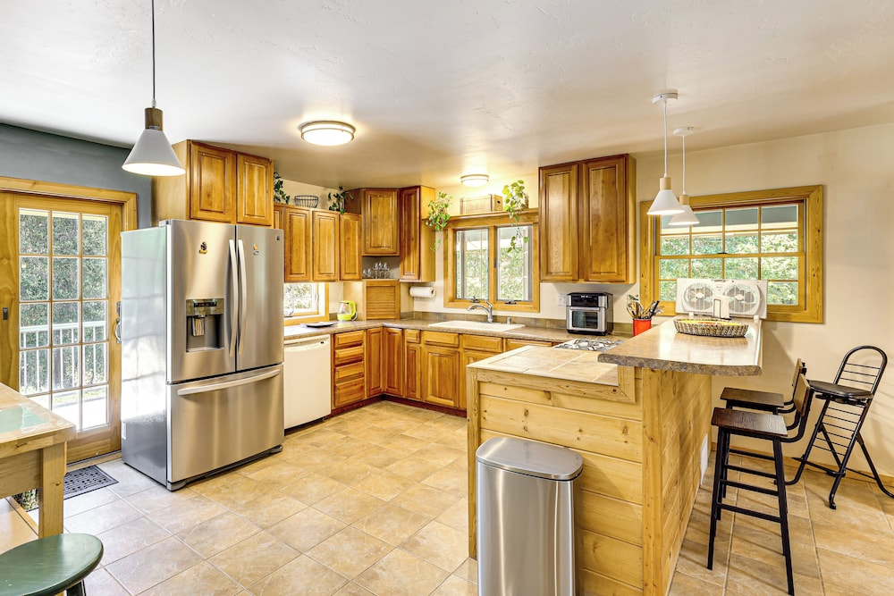 Wraparound Deck, Game Room - Cuyamaca Mtns Cabin!