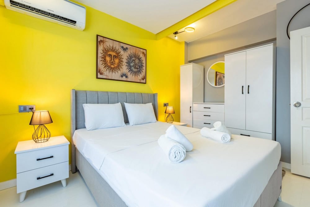 Central and Chic Flat on Rumeli Street Nisantasi